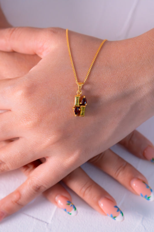 Handmade Garnet & Peridot Nerissa Necklace - CLJ731