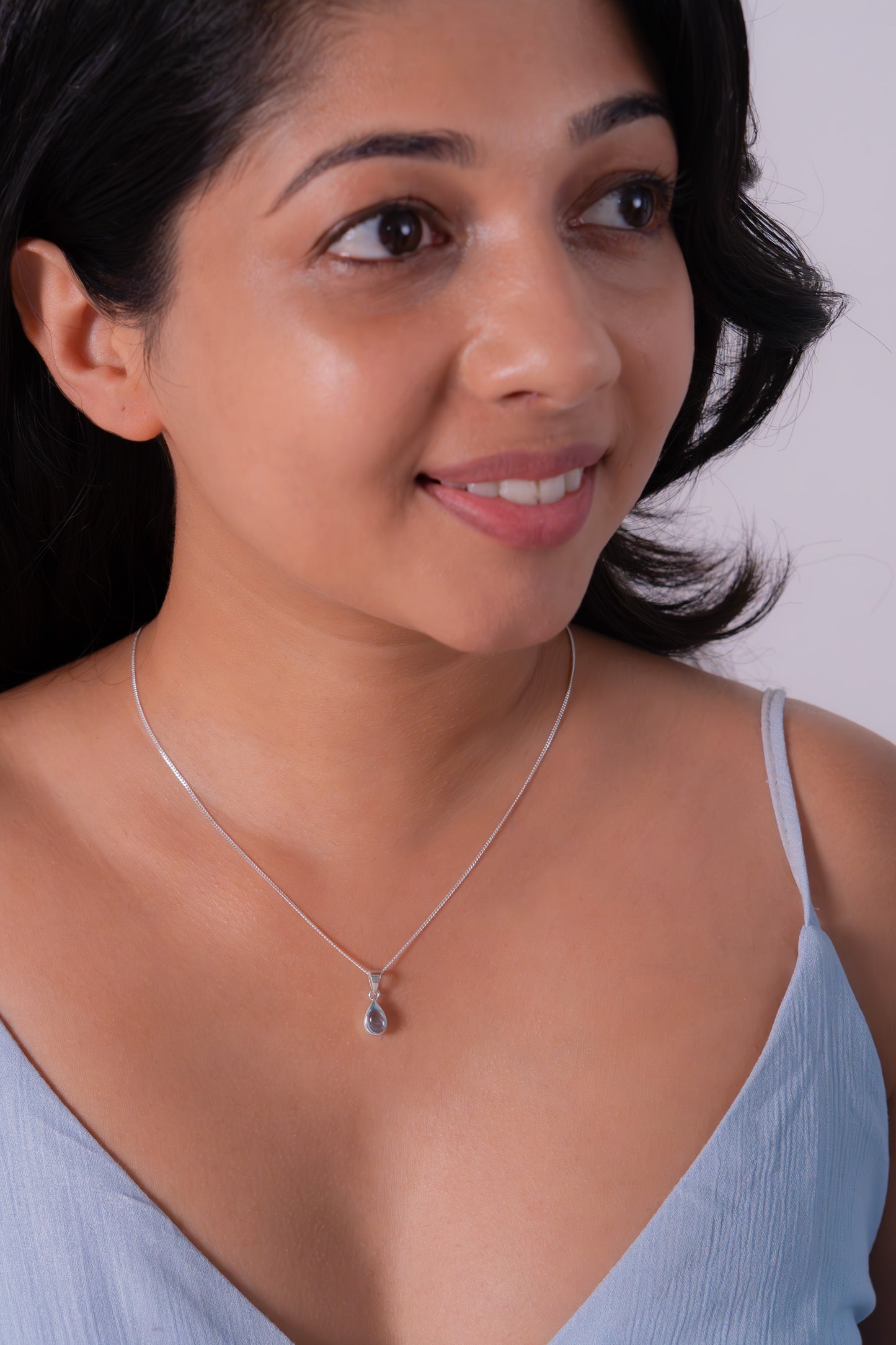 Handmade Blue Chalcedony Rosella Necklace - CLJ738BC