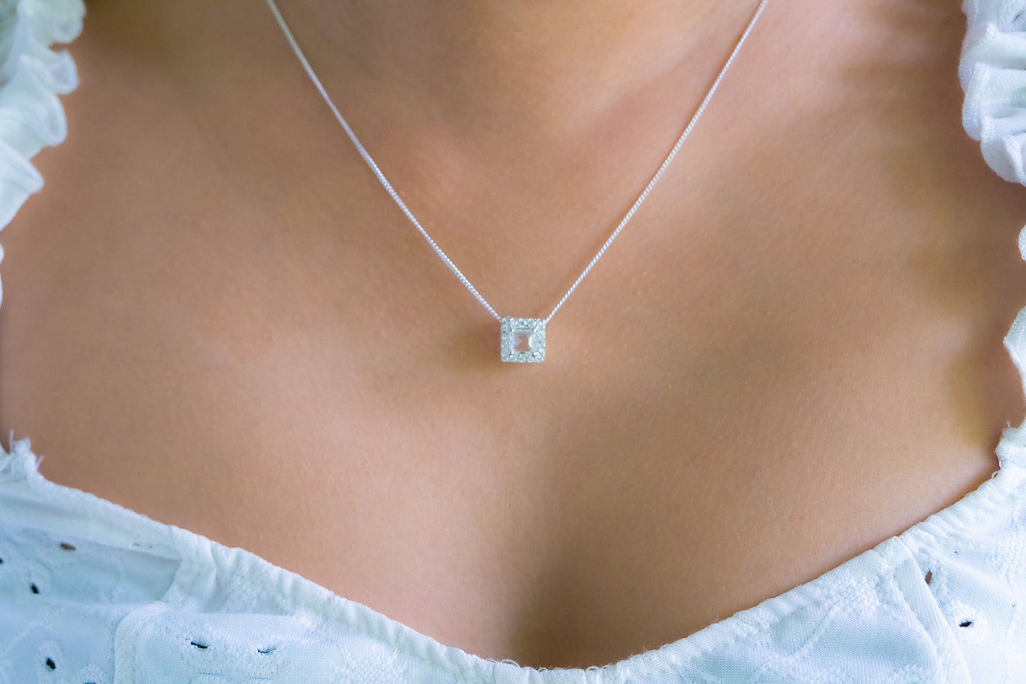 White Topaz Frost Necklace - CLJ328