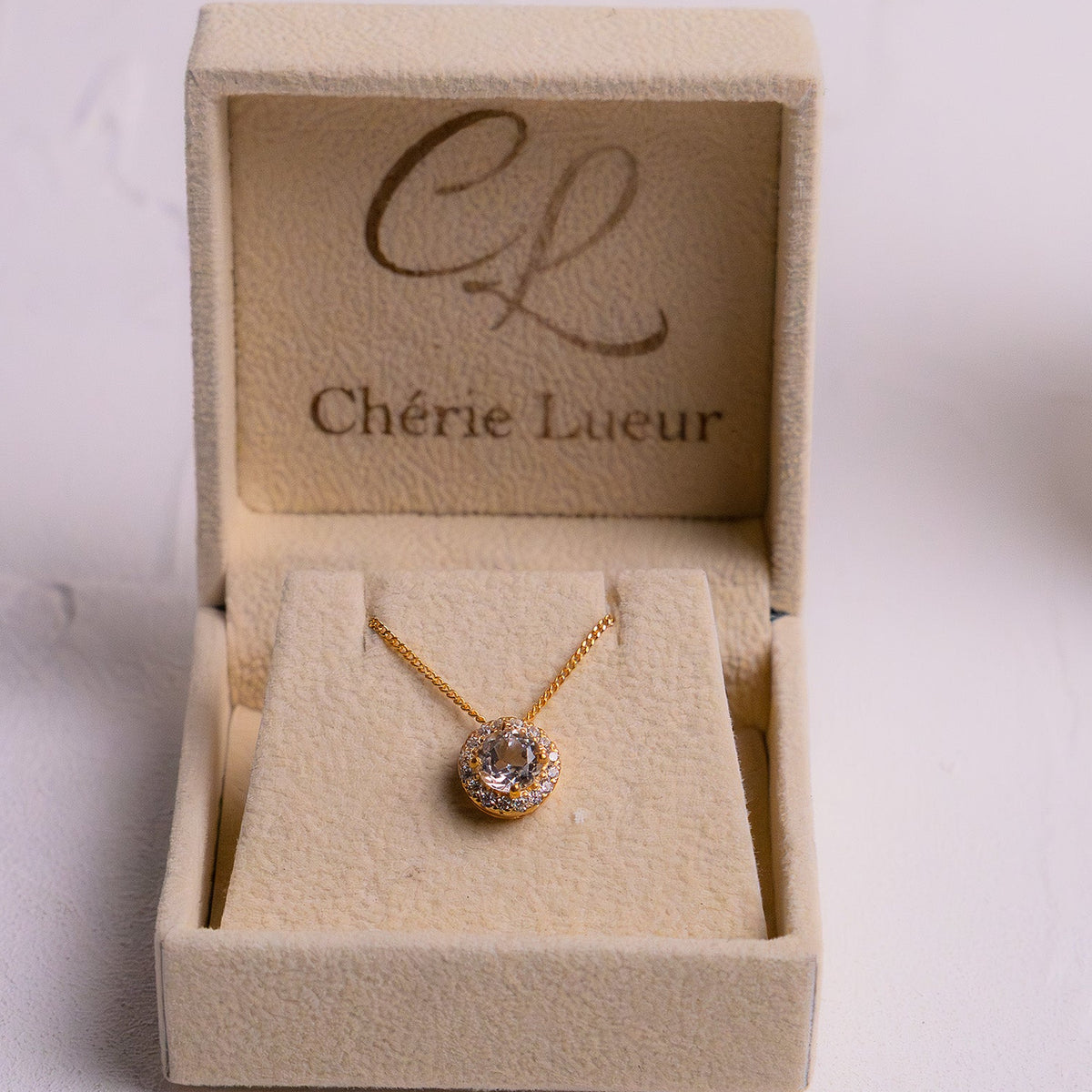 White Topaz Hazel Necklace - CLJ049N