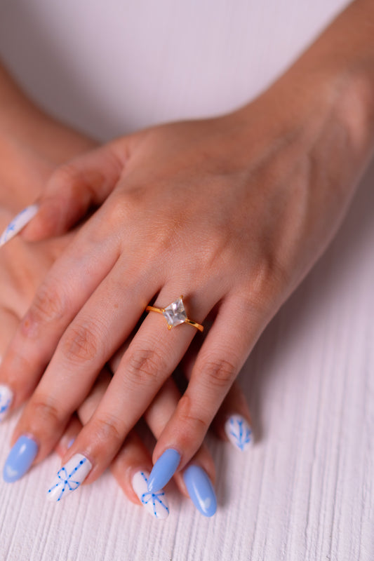 White Topaz Evanna Ring - CLJ945