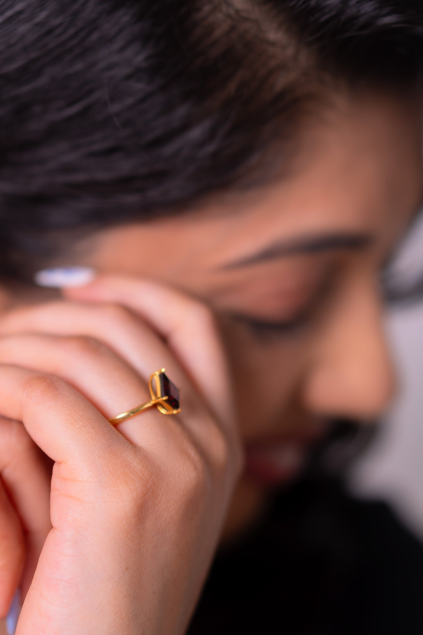 Garnet Evanna Ring - CLJ946