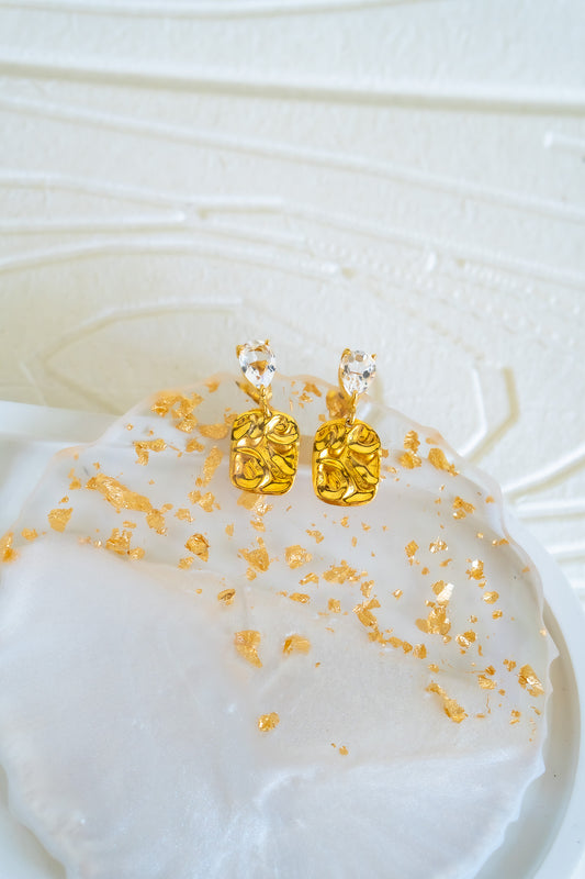 White Topaz Alora Earrings - CLJ602WE