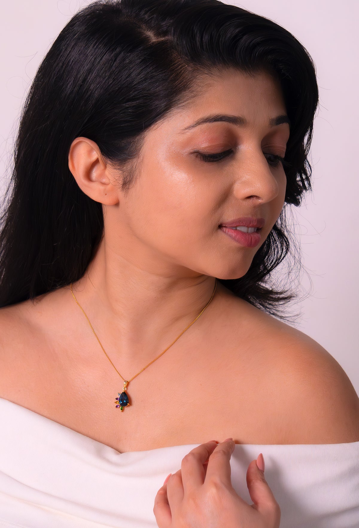 Handmade London Blue Topaz, Amethyst, Citrine, Blue Topaz, Chromium Diopside Vaanya Necklace - CLJ871