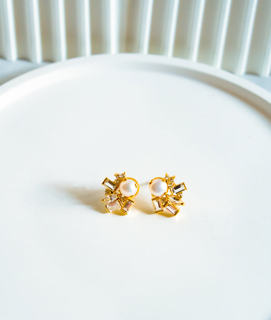 White Topaz & Cultured Pearl Moana Earrings - CLJ633W