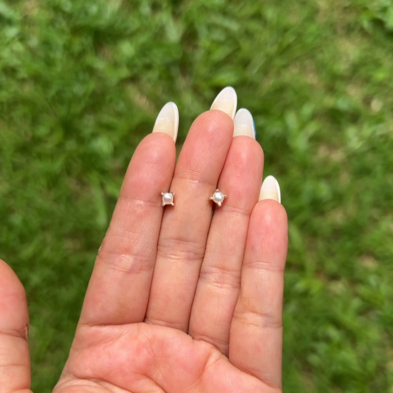 Cultured Pearl Daisy Earrings - CLJ597CP