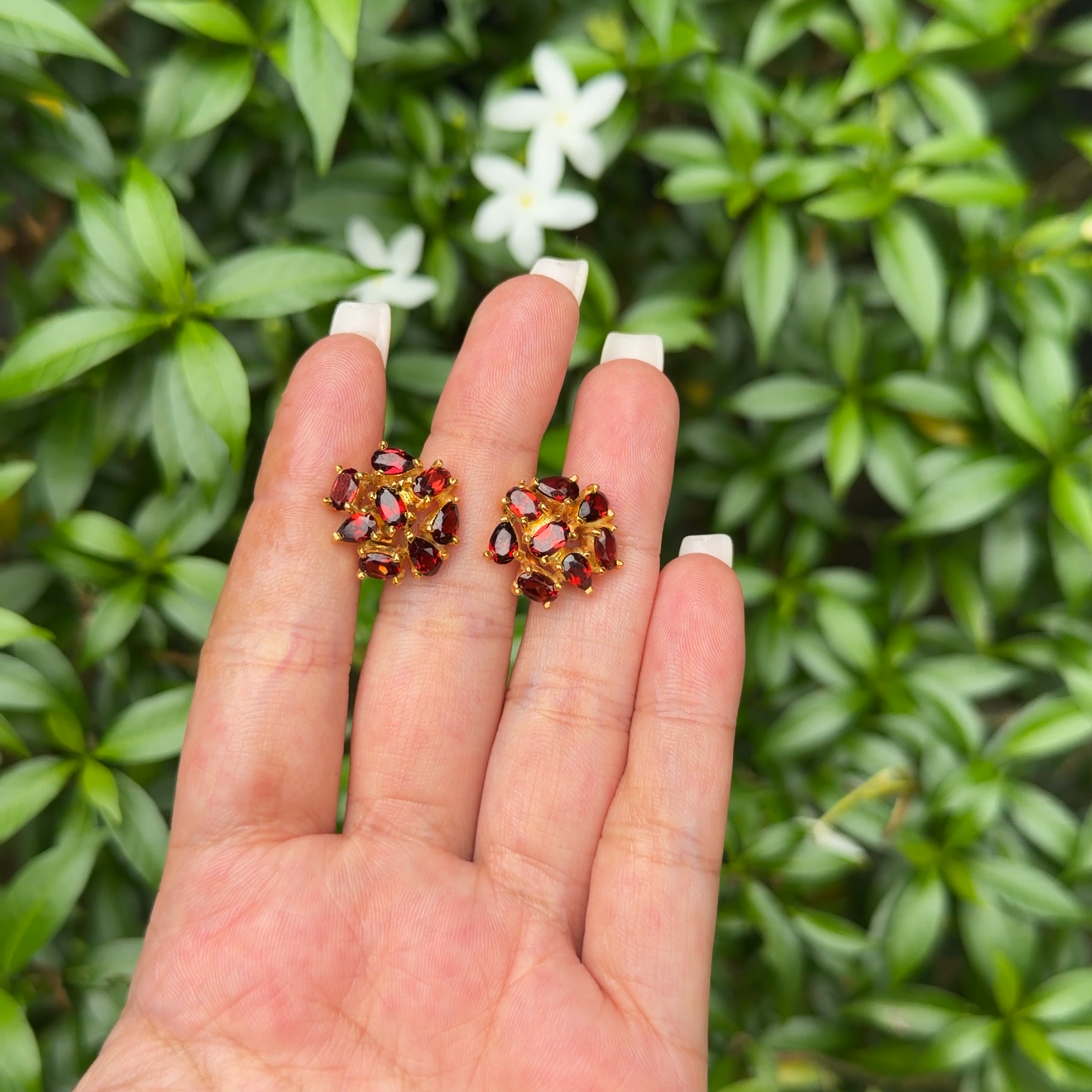 Garnet Leonore Stud Earrings - CLJ700GES