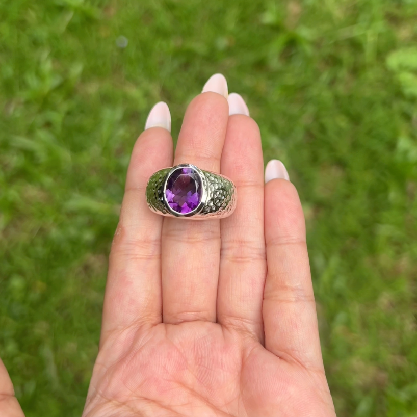 Amethyst Evren Ring - CLJ792