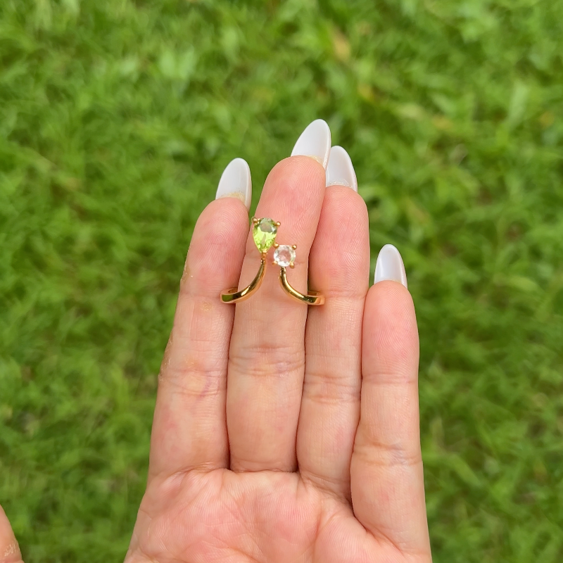 Handmade Sterling Silver Peridot & White Topaz Cecily Ring - CLJ807PW