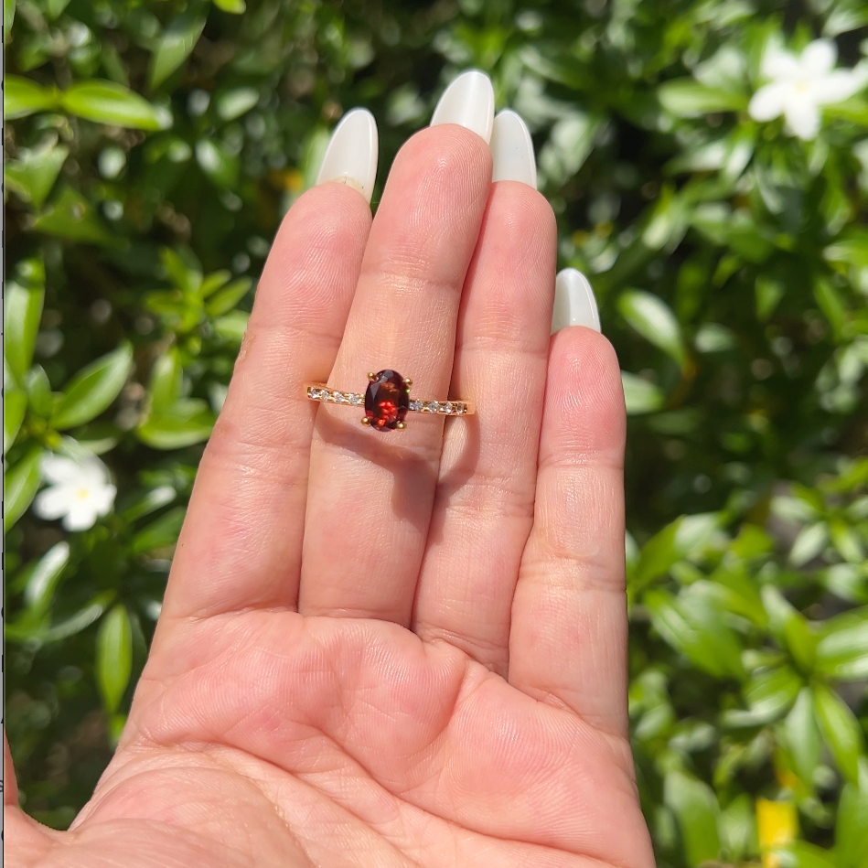 Garnet Elia Ring - CLJ492G
