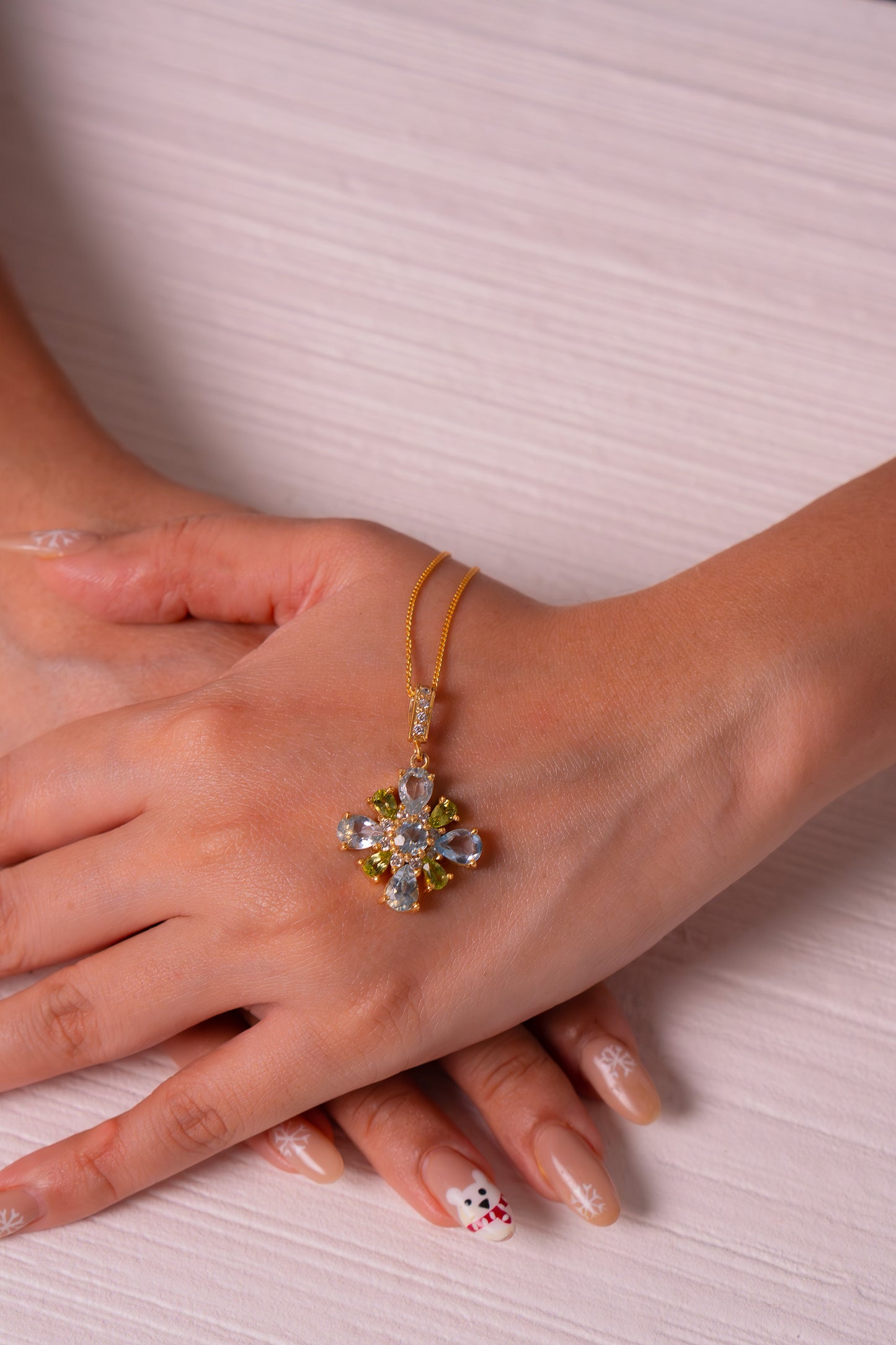 Handmade Sterling Silver Peridot & Blue Topaz Darya Necklace - CLJ688