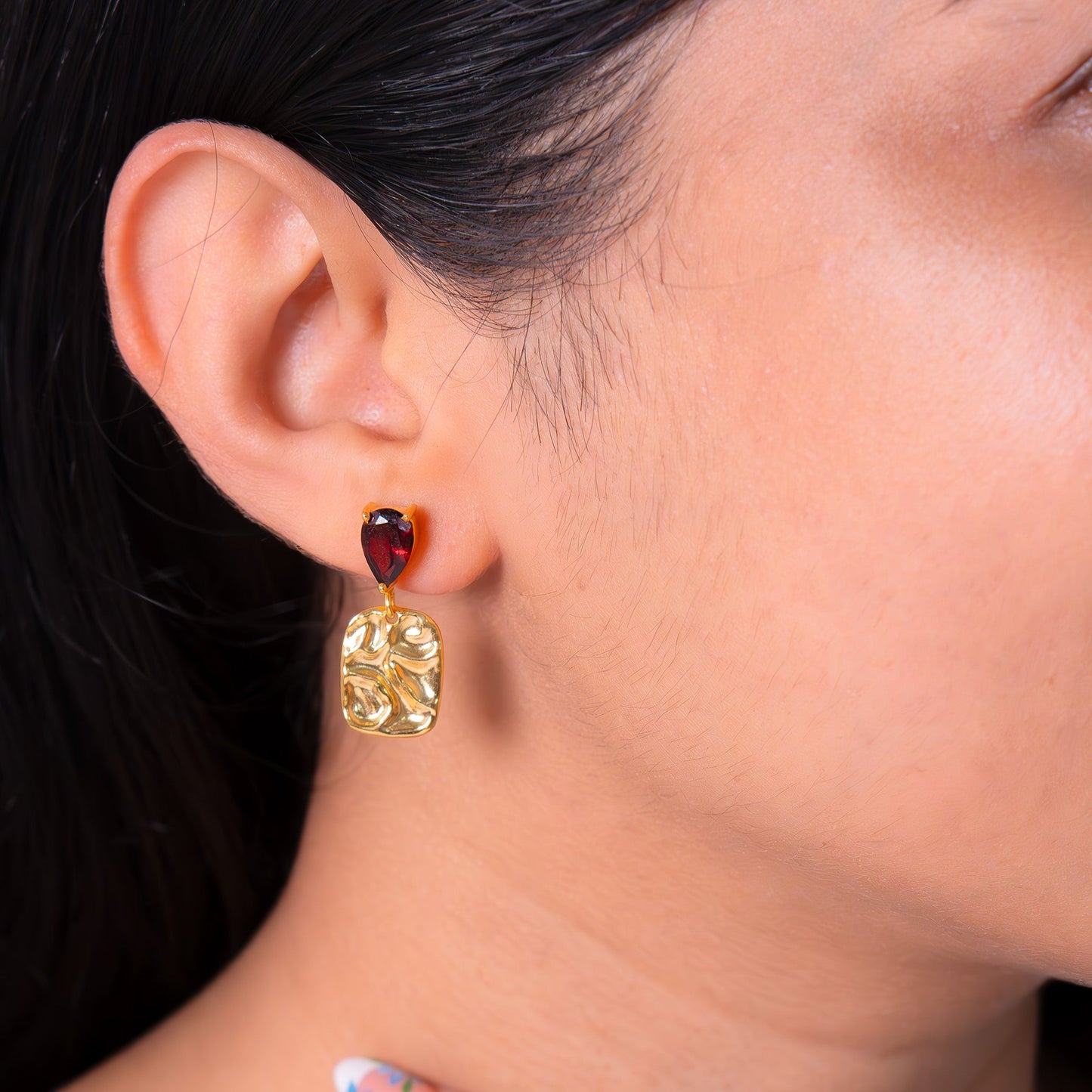 Garnet Alora Earrings - CLJ602G