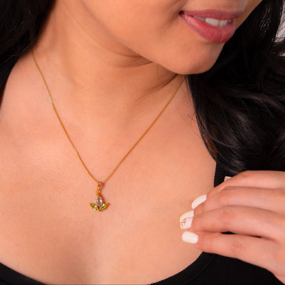 Blue Topaz(Cabachon) & Peridot Emelia Necklace - CLJ917
