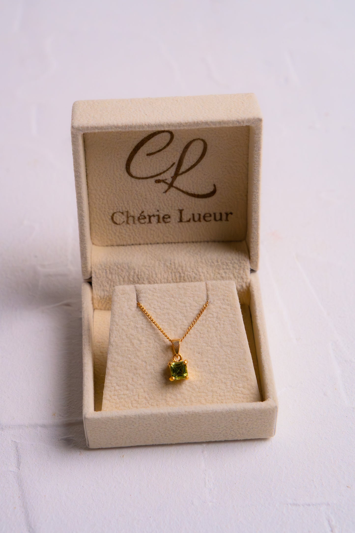 Peridot Verena Necklace - CLJ748P