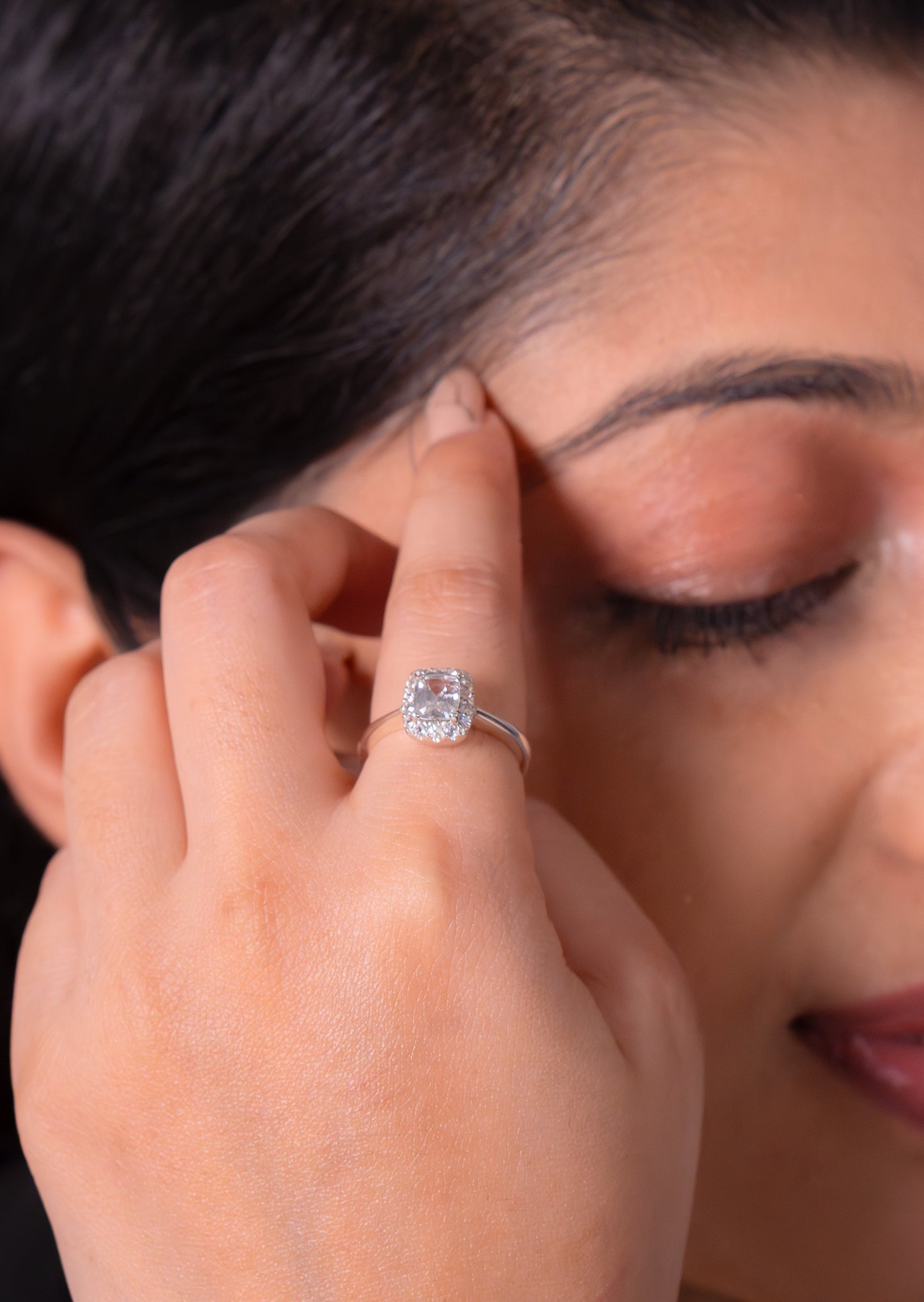White Sapphire Orelia Ring - CLJ920