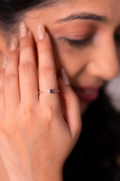 Blue Sapphire Willow Ring - CLJ921