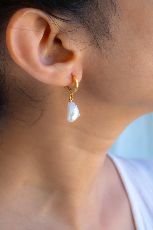 White Sapphire, Cultured Pearl Aurelia Earrings - CLJ565