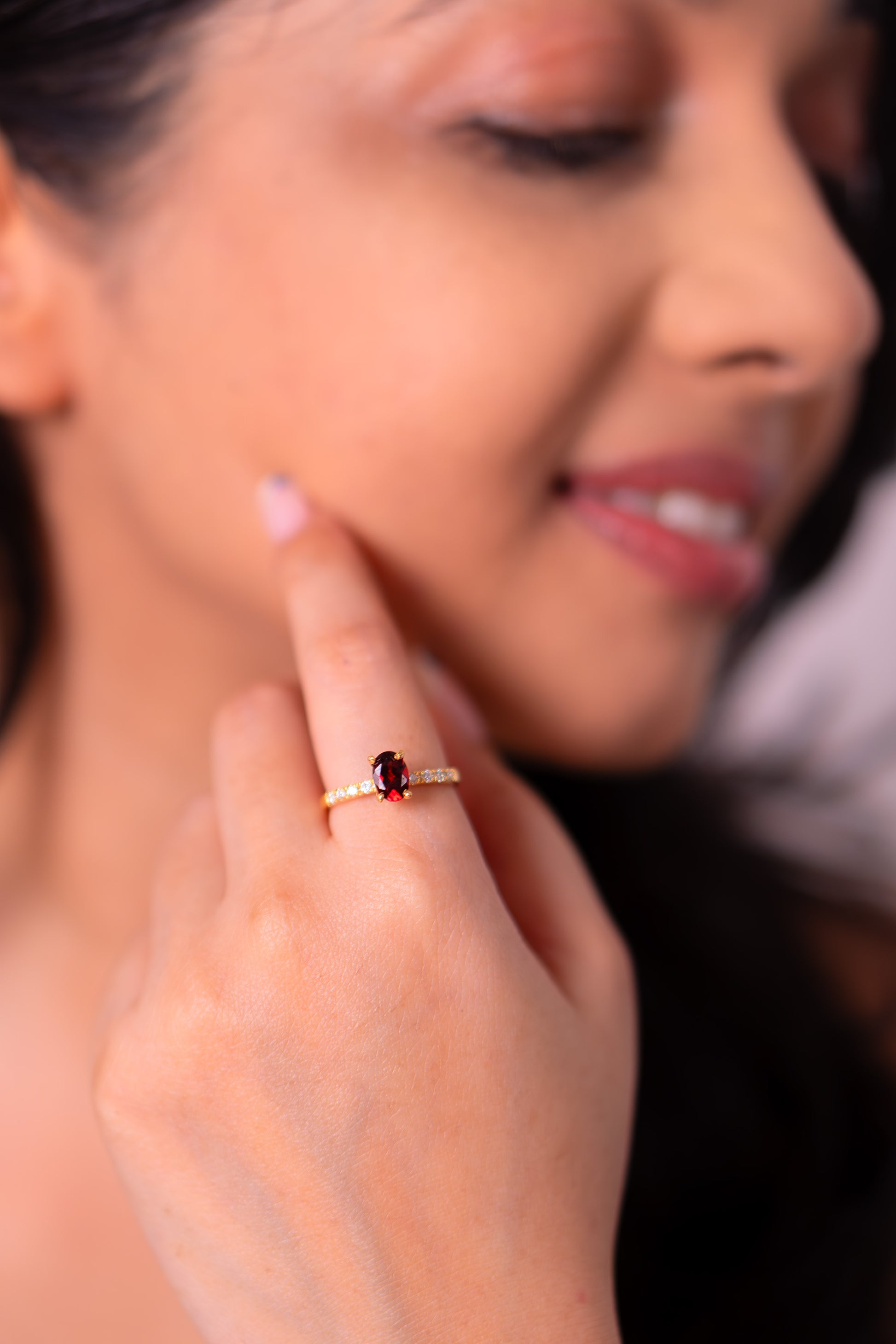 Garnet Elia Ring - CLJ492G