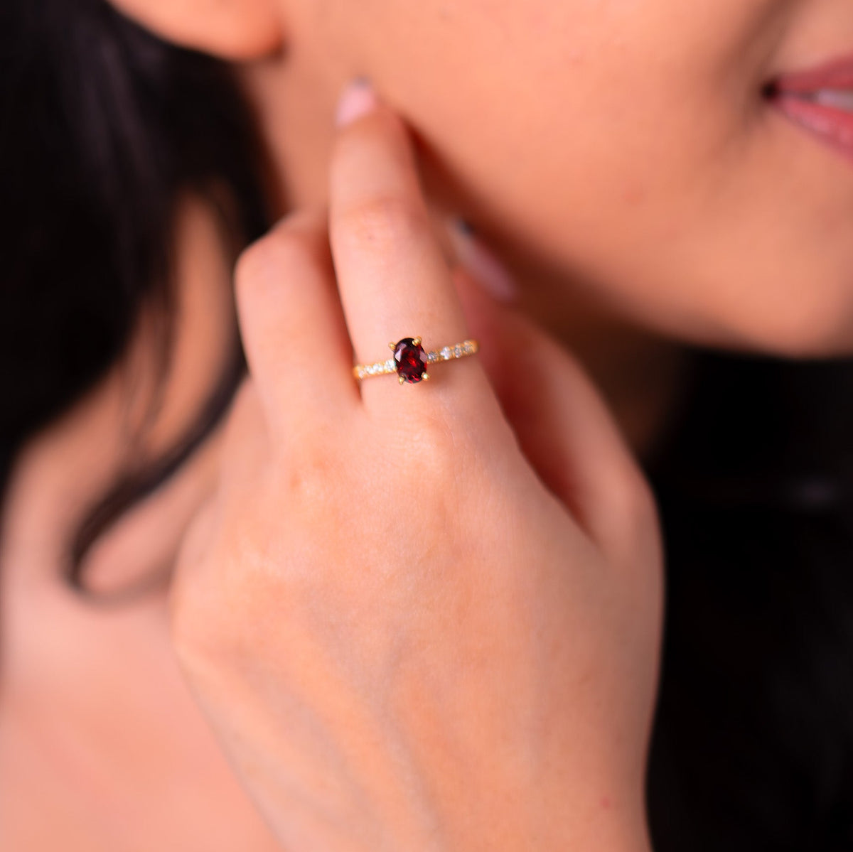 Garnet Elia Ring - CLJ492G