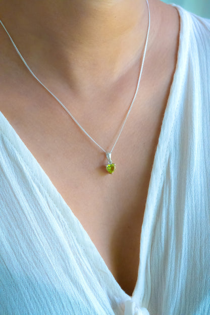 Peridot Carla Necklace - CLJ584P