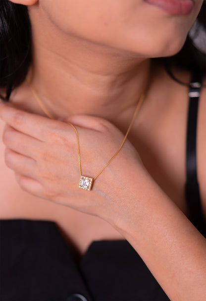White Topaz Frost Necklace - CLJ328