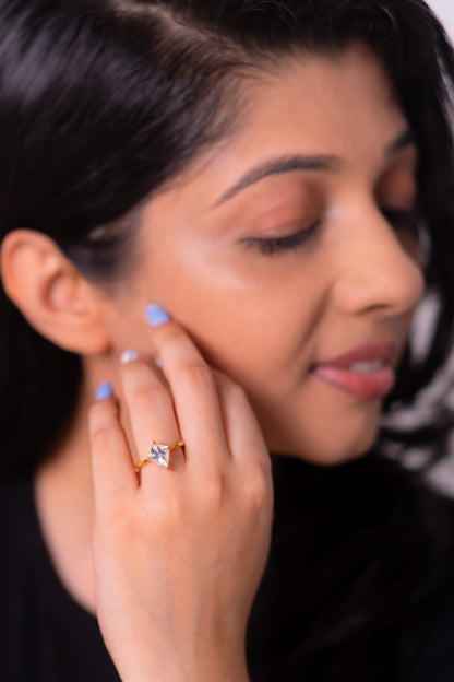 White Topaz Evanna Ring - CLJ945