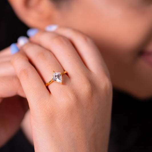 White Topaz Evanna Ring - CLJ945