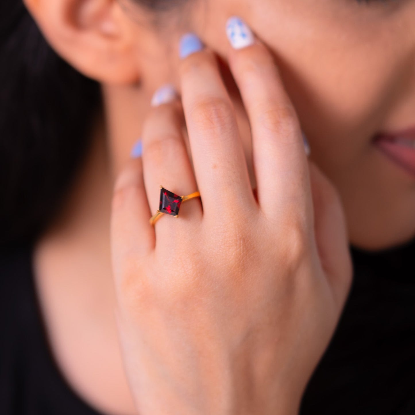 Garnet Evanna Ring - CLJ946