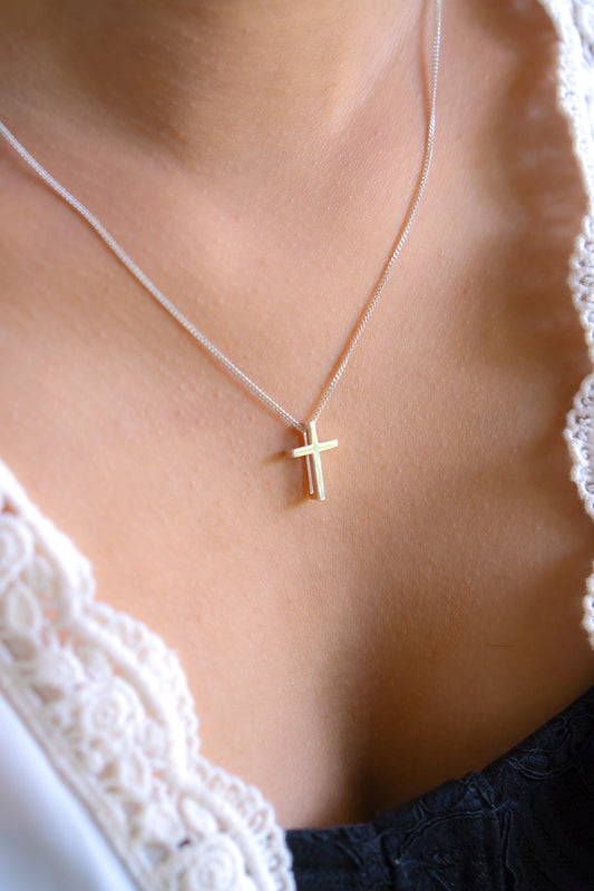 Simple Cross Necklace - CLJ593