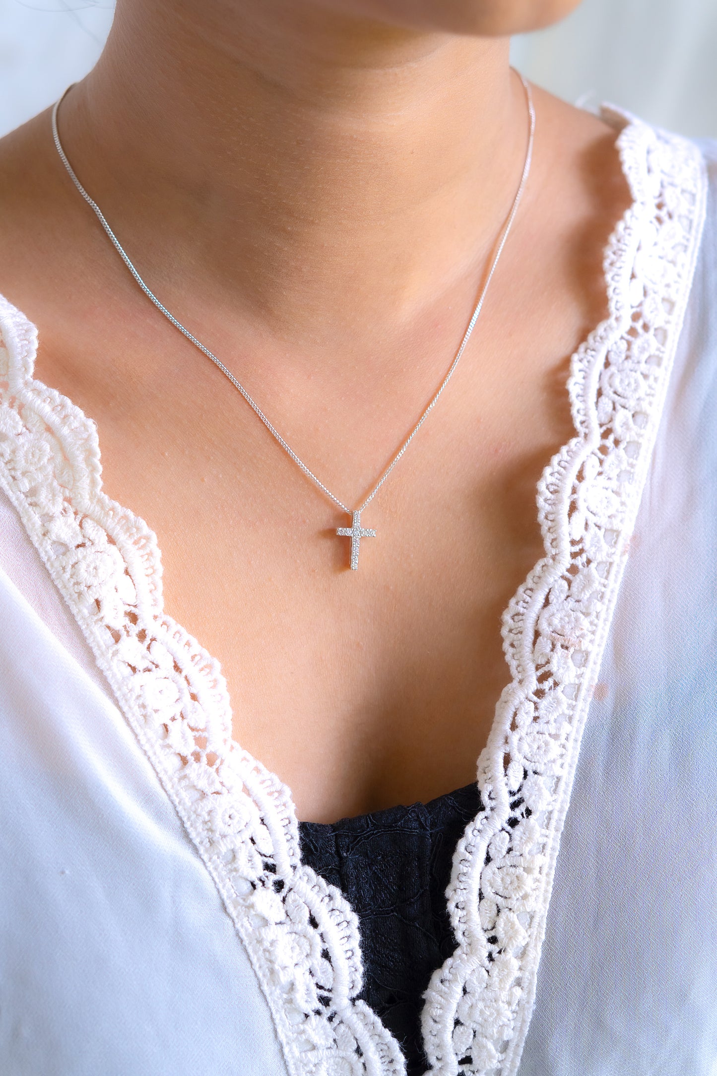 American Diamonds Cross Necklace - CLJ594