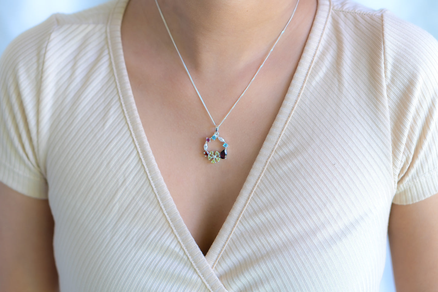 Blue Topaz,Peridot and Garnet & White Topaz iris Necklace - CLJ451