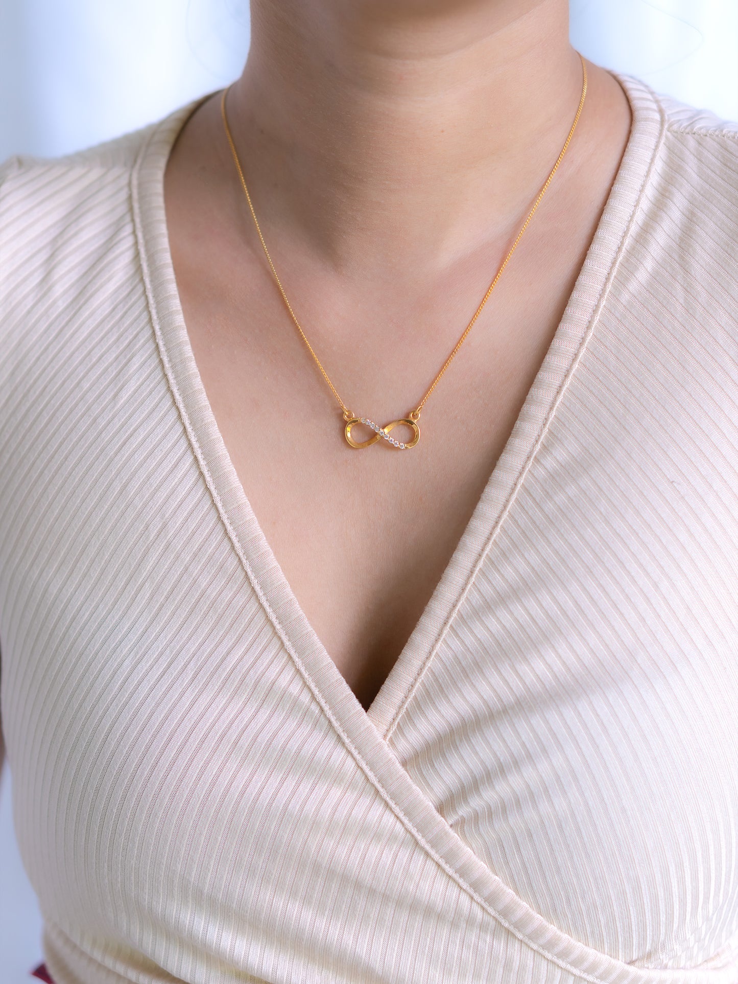 Elliana Infinity Necklace - CLJ506
