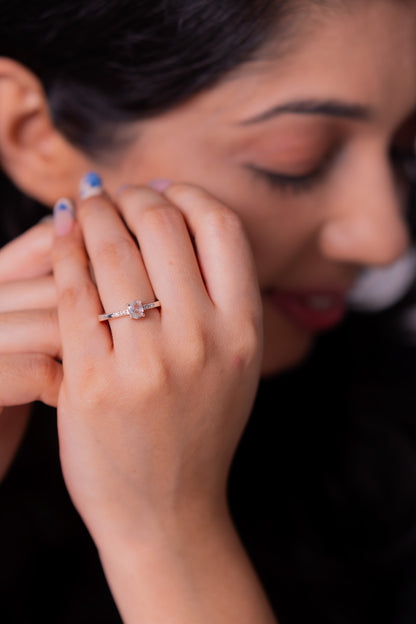 White Sapphire Novella Ring - CLJ979