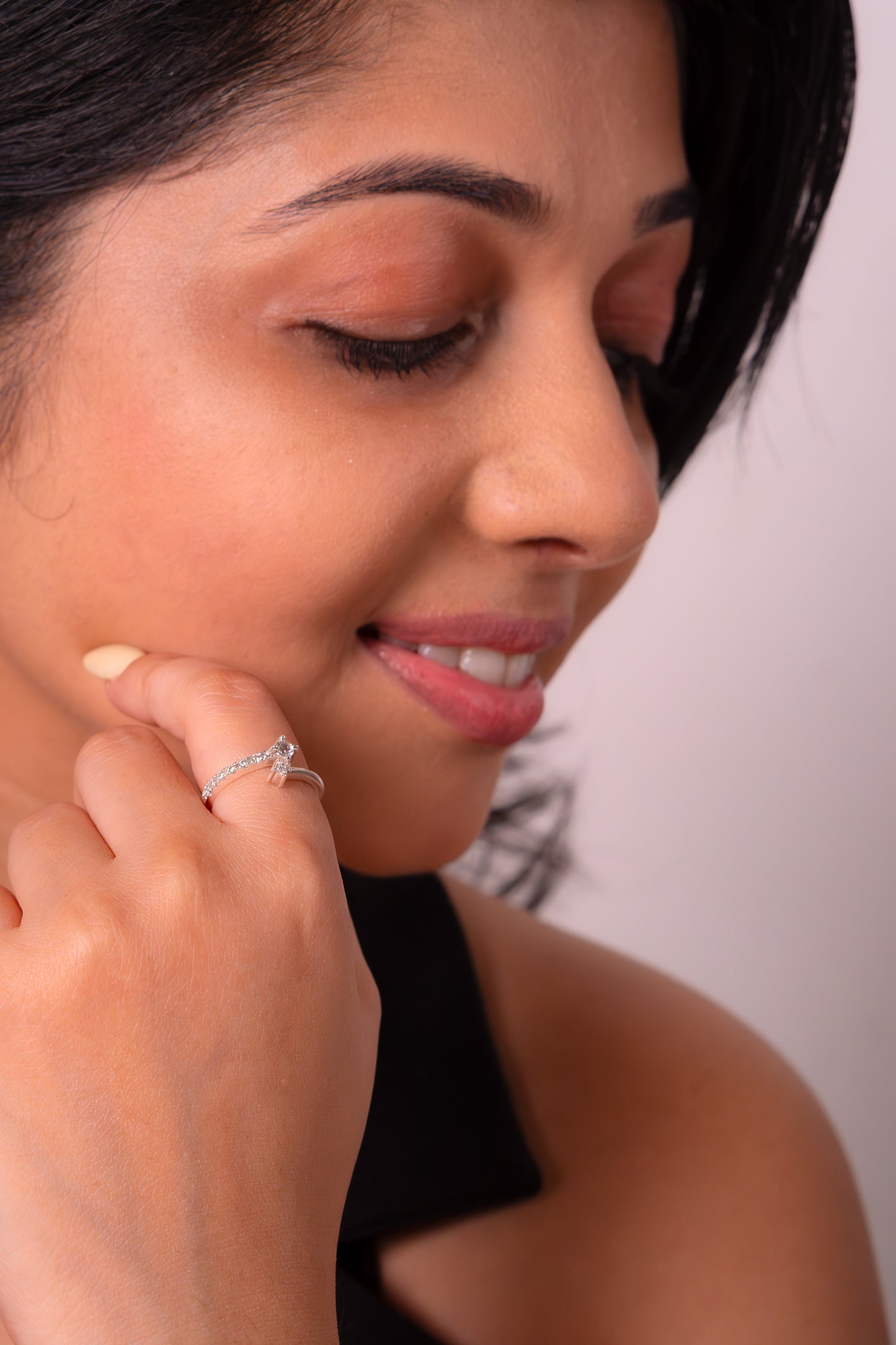 White Topaz Kendra Ring - CLJ441