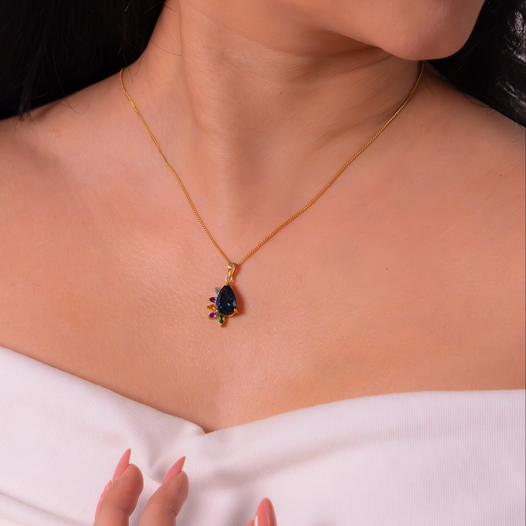 Handmade London Blue Topaz, Amethyst, Citrine, Blue Topaz, Chromium Diopside Vaanya Necklace - CLJ871