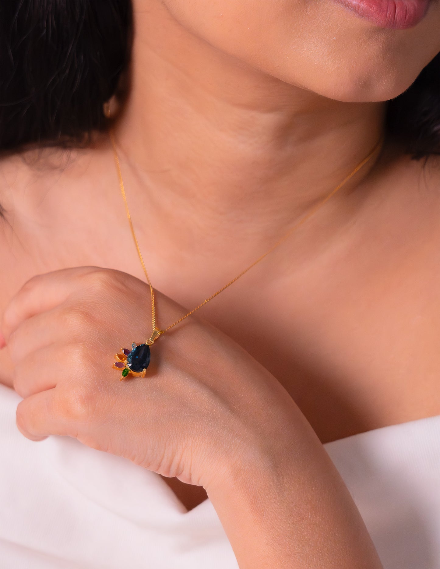 Handmade London Blue Topaz, Amethyst, Citrine, Blue Topaz, Chromium Diopside Vaanya Necklace - CLJ871