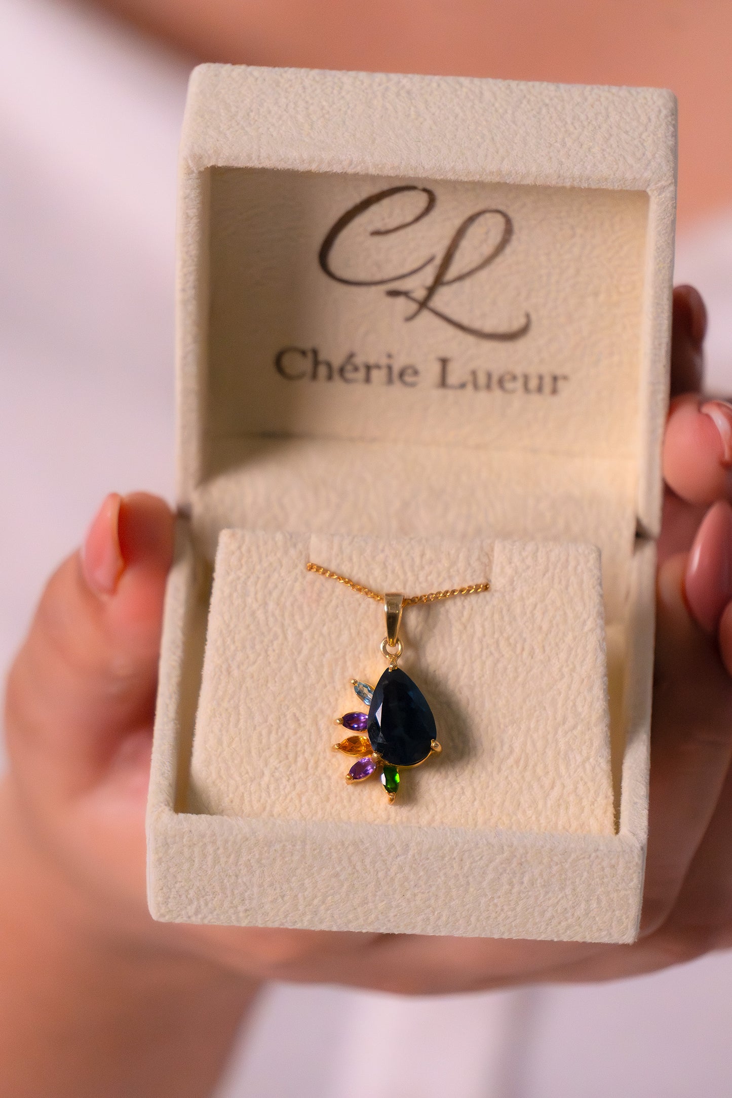 Handmade London Blue Topaz, Amethyst, Citrine, Blue Topaz, Chromium Diopside Vaanya Necklace - CLJ871