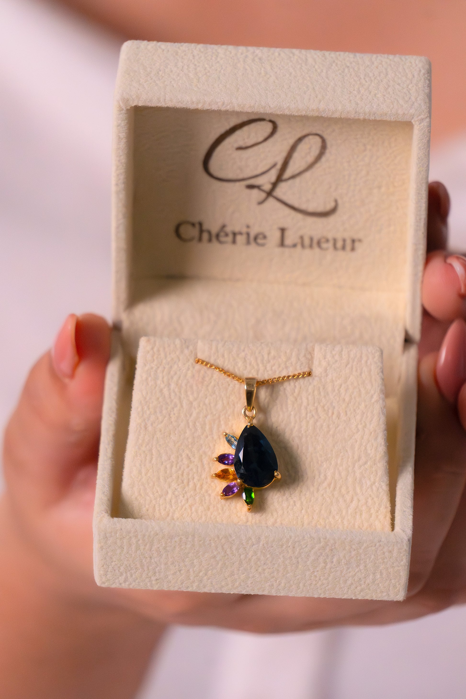 Handmade London Blue Topaz, Amethyst, Citrine, Blue Topaz, Chromium Diopside Vaanya Necklace - CLJ871